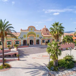 Club Marina Beach Hotel